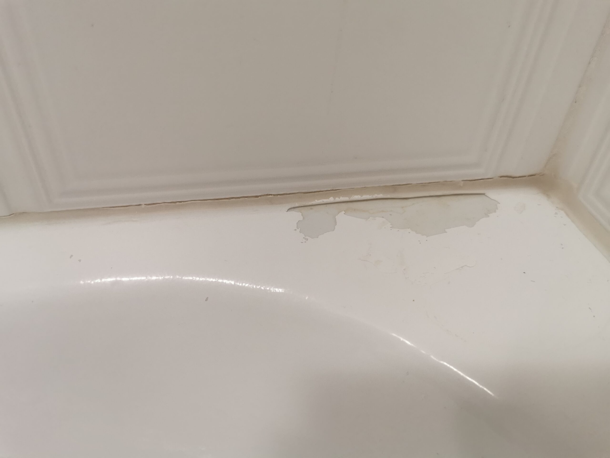 Uszkodzona warstwa po renowacji natryskowej THS